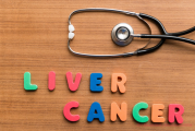 肝癌群里有顽强对抗癌症心态，发现肝癌要积极治疗