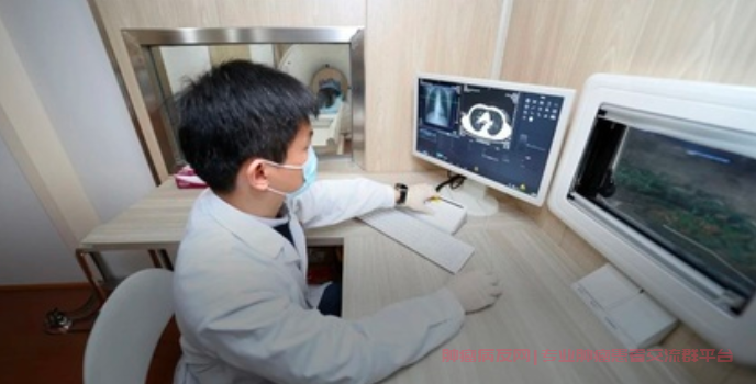 肺腺癌PLO胞型为主1.5*1.0*0.8，后期如何治疗?
